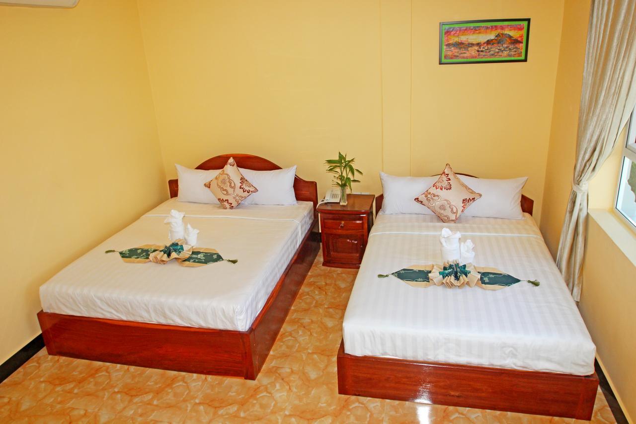 באטאמבנג Jasmine Hotel& Sky Bar מראה חיצוני תמונה